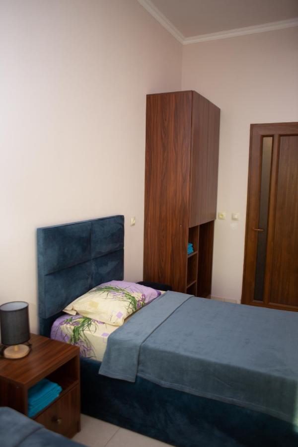 Apex Rest House Villa Yerevan Bagian luar foto