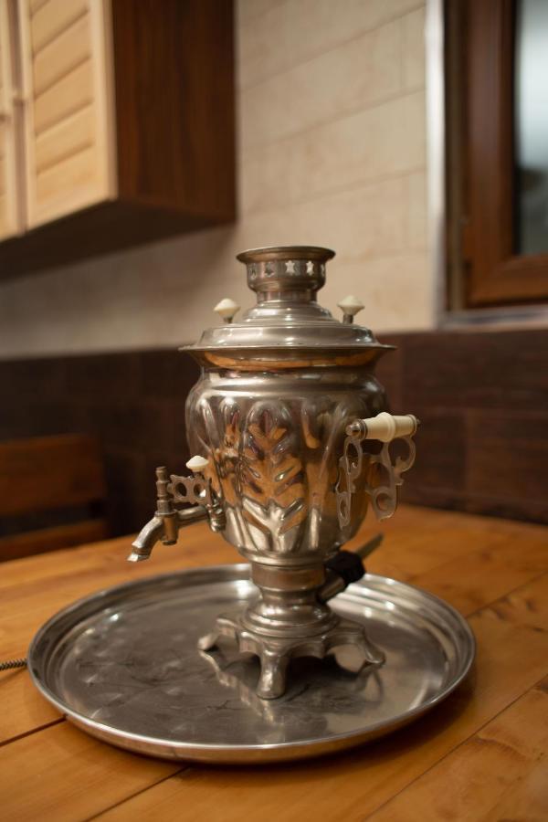 Apex Rest House Villa Yerevan Bagian luar foto