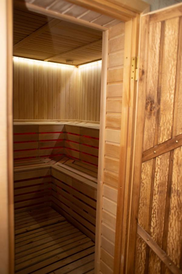 Apex Rest House Villa Yerevan Bagian luar foto