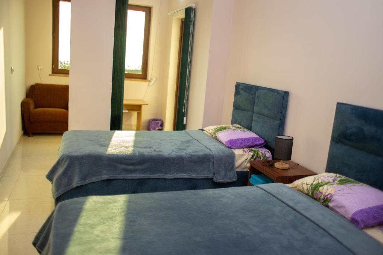 Apex Rest House Villa Yerevan Bagian luar foto